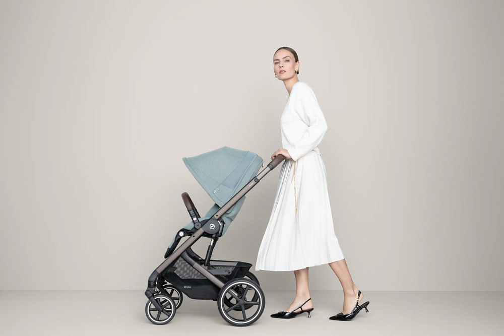 Коляска Cybex Balios S Lux TPE 2025 Aton B2 i-Size Volcano Black 3 в 1 Stormy Blue