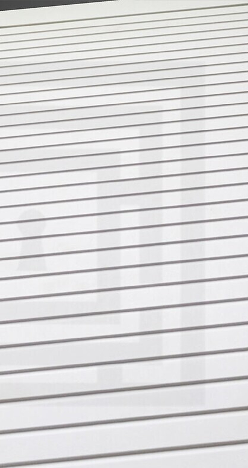 Дверь входная Лабиринт ROYAL 12 Белое дерево   металлическая