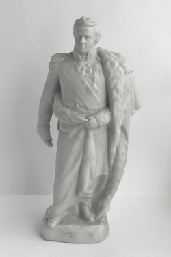 Фарфоровая статуэтка полководца М. И. Кутузова. Артель «Керамик». СССР. 1940–1950-е гг.