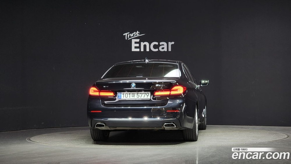 BMW 5 Series (G30) 530i xDrive Luxury (01.2022)