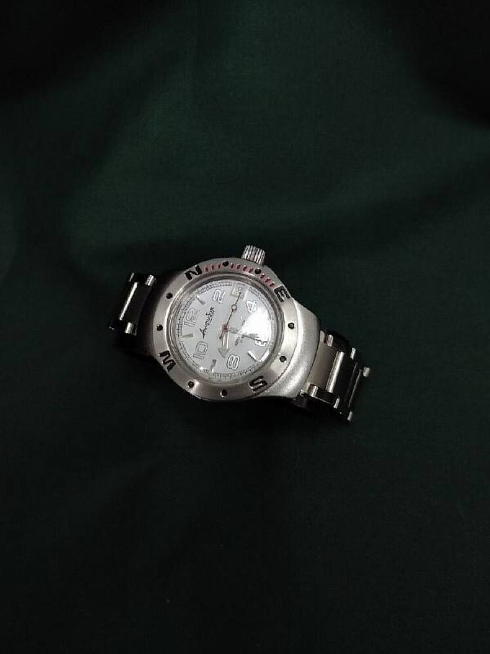 Часы наручные механические Амфибия Восток белый циферблат