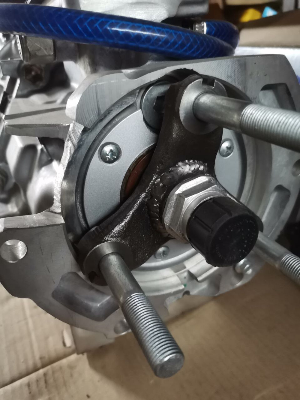 Мощная, Японская КПП Нива 4x4/Легенд (под штатные механизмы а/м)