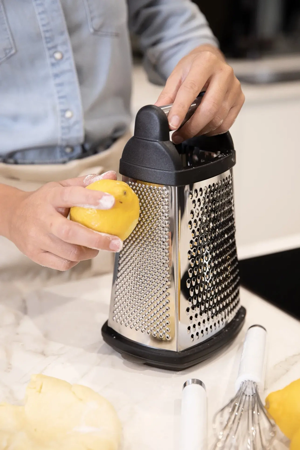 KitchenAid Терка четырехсторонняя с контейнером UNIVERSAL.