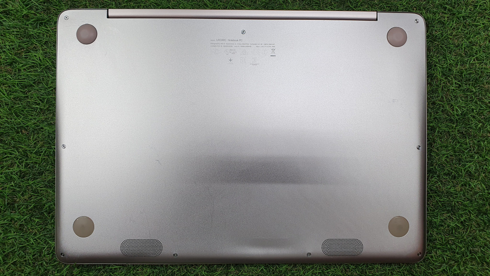 Ультрабук ASUS ZenBook FHD