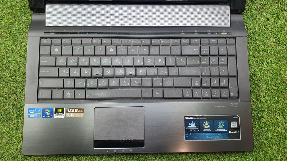 Ноутбук ASUS i5/4Gb/GT 540M 1Gb