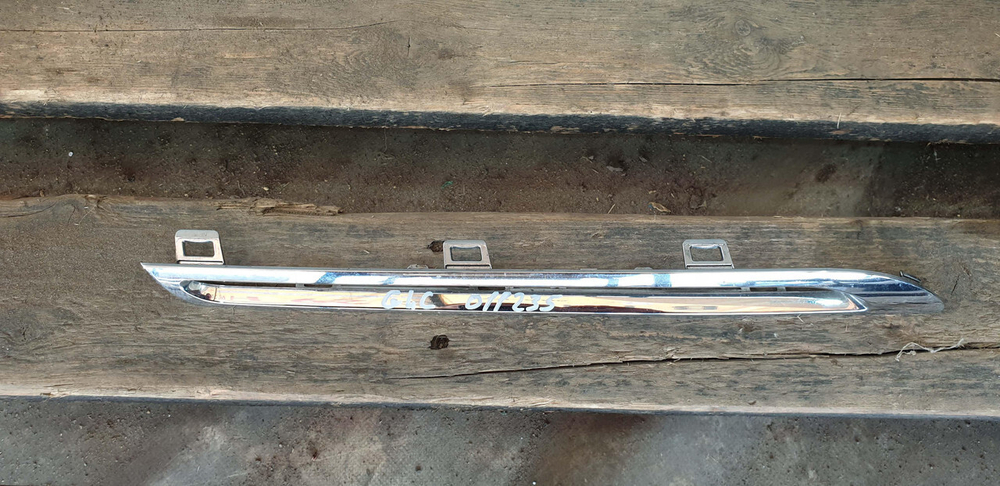 Молдинг решетки радиатора Mercedes GLC (X253) 15-19 Б/У Оригинал A2538880485