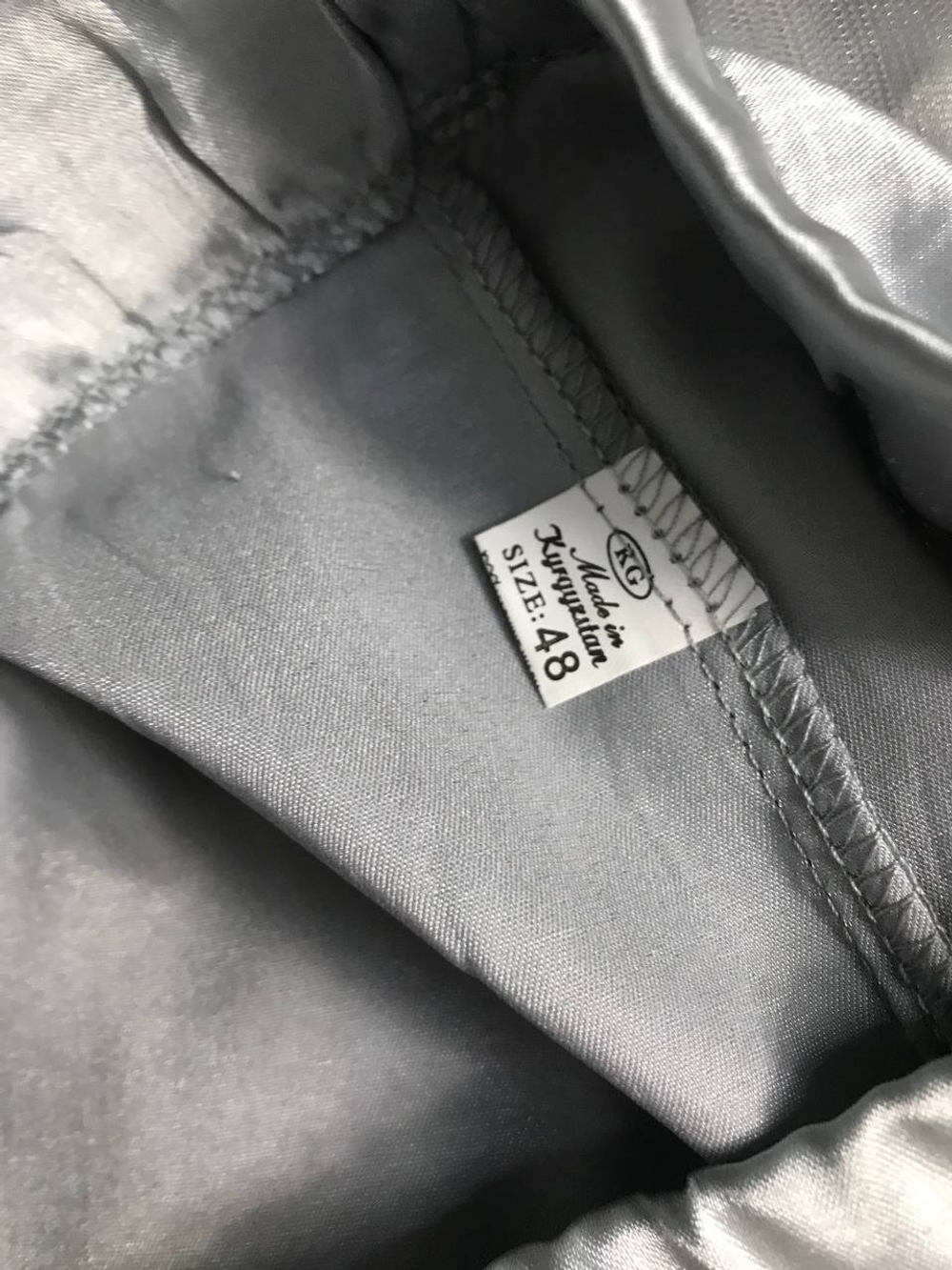 Пижама атласная, визуально на 46 размер, новая