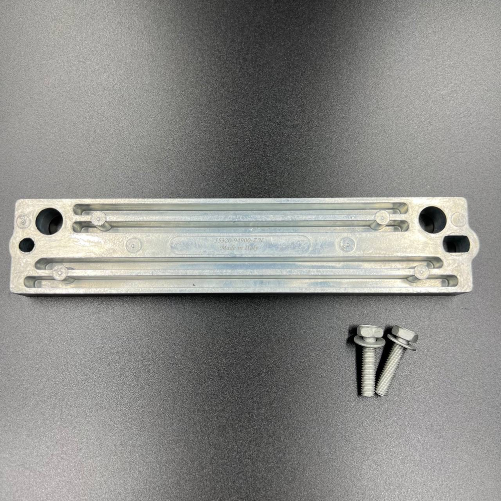 Анод струбцины Suzuki DF60-300/DT115-140 (Цинковый) (Omax)