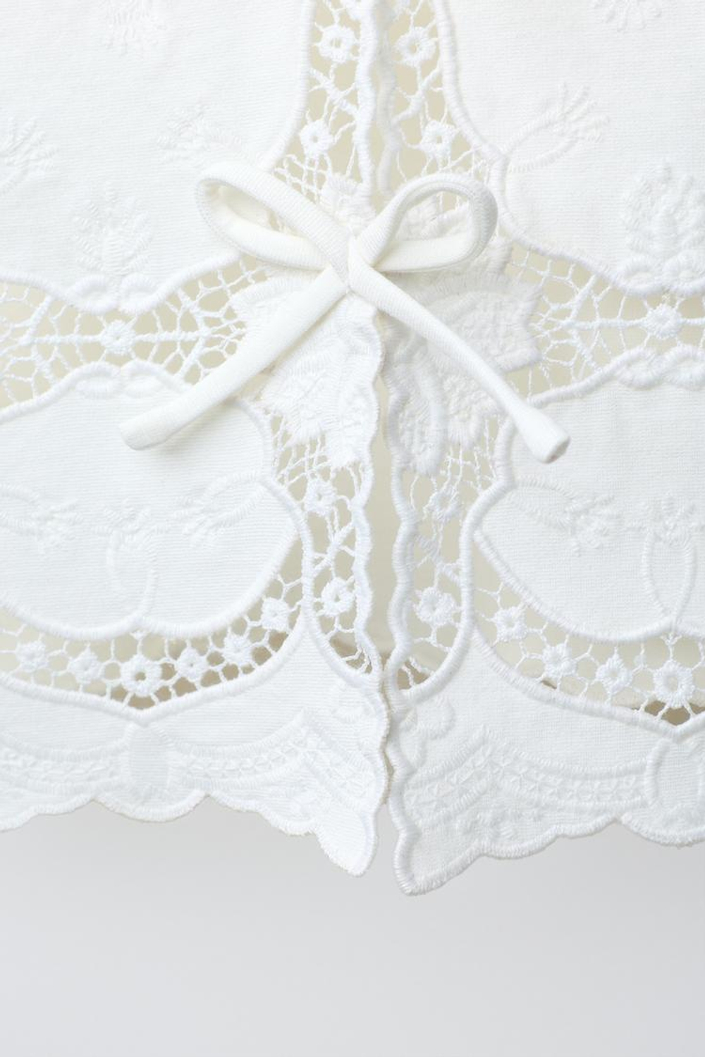 ZARA ЖИЛЕТ С ВЫШИВКОЙ, ЭКРЮ