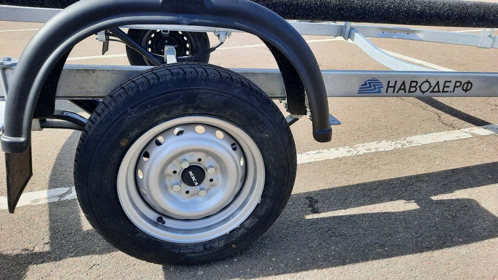 Лодочный прицеп МЗСА 81771E.101 для лодок и катеров