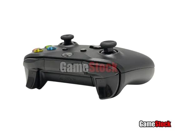 Геймпад Xbox One (черный, Б/У)