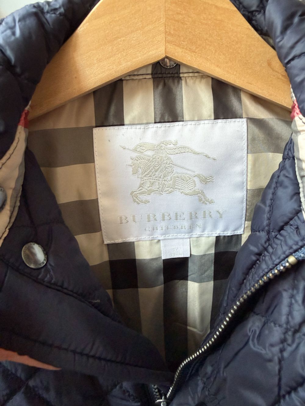 Стёганая куртка Burberry, 92