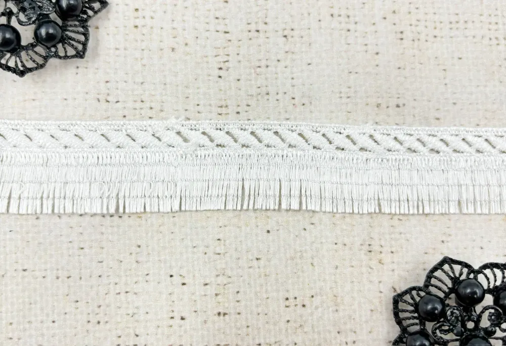 Кружево плетеное бахрома, ш. 2,5 см, белый