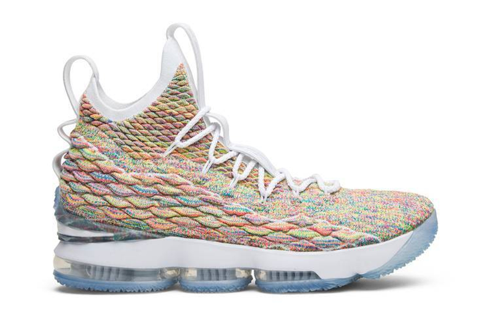 Кроссовки Nike Lebron 15 'Fruity Pebbles'