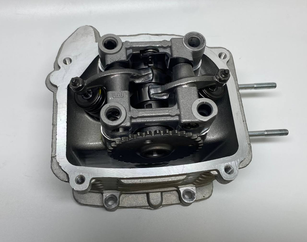 Головка блока цилиндров ( ГБЦ ) в сборе двигатель 163QMK-2D