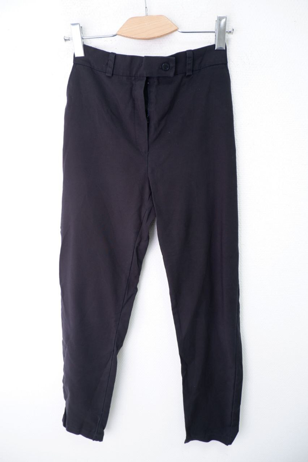 Брюки лаконичные 44 размер