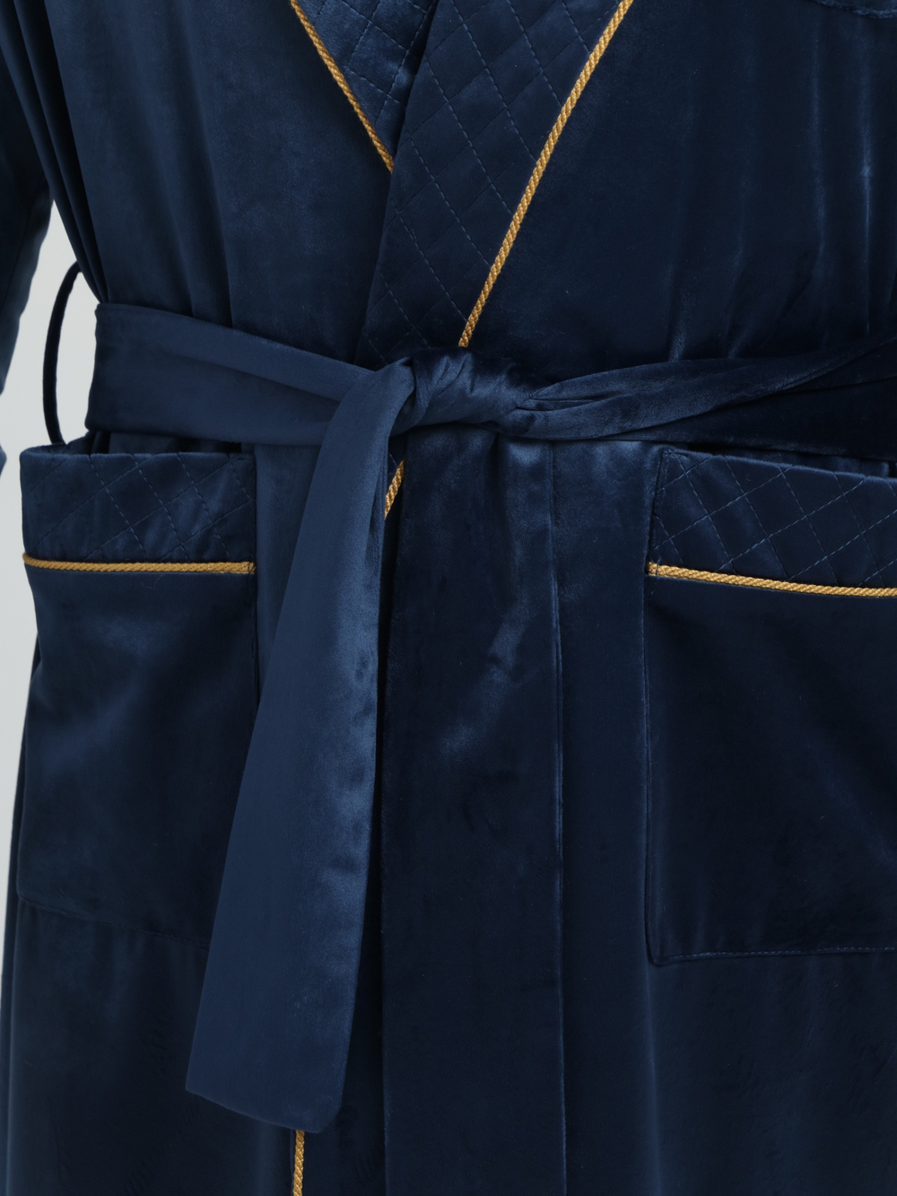 Халат бархатный со стеганными бортами