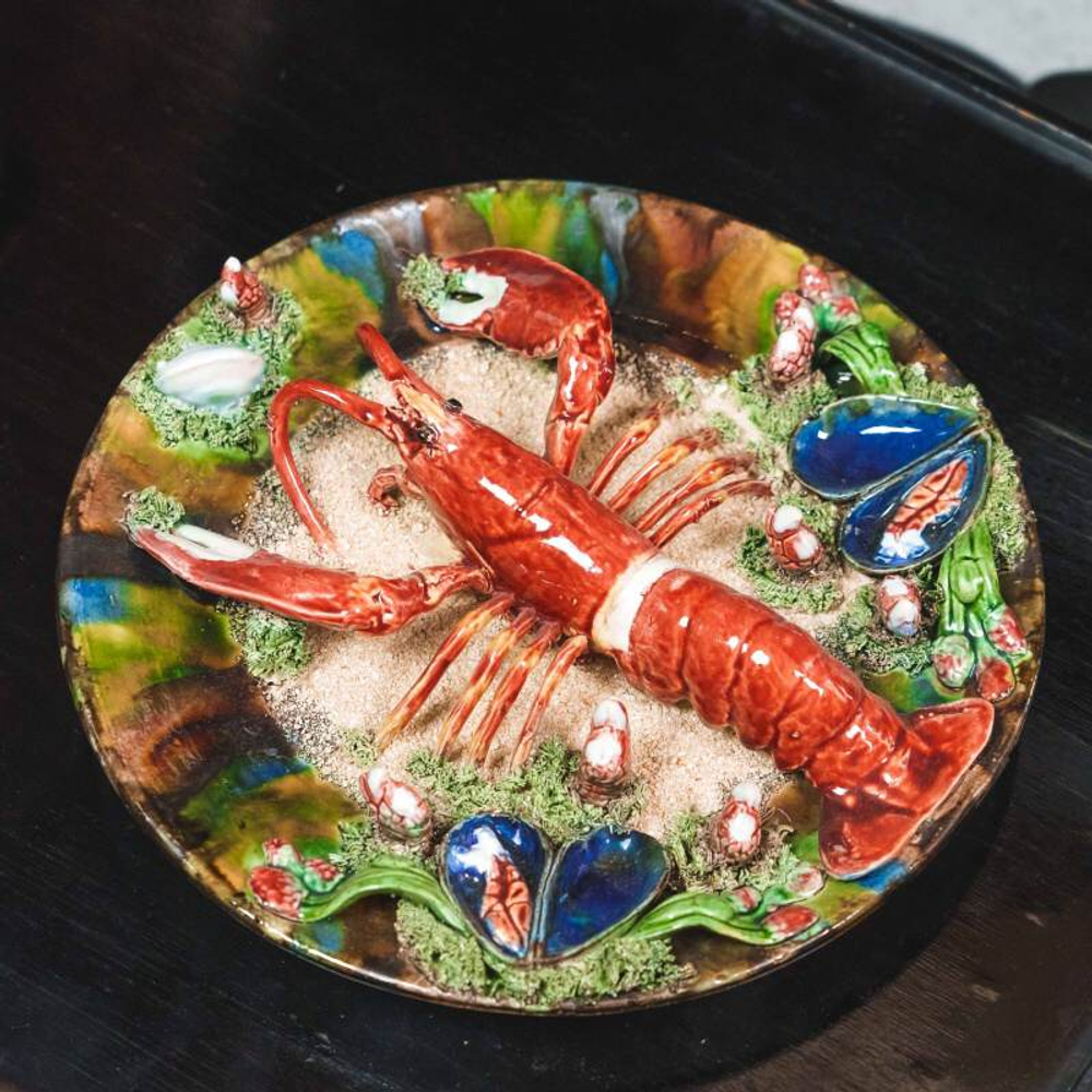 Декоративная тарелка «Омар на песке»