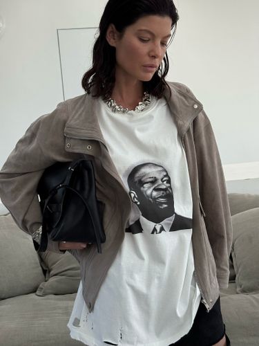 Белая хлопковая футболка "Луи Армстронг"