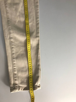 Джинсы Befree светлого оттенка, маркировка XS, визуально на 42 размер