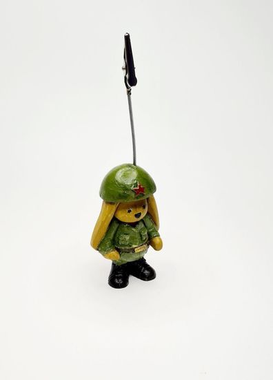 Держатель для фото военный заяц "Наш защитник"