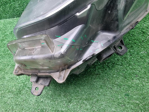 Фара правая Hyundai Santa Fe 4 TM (18-21) LED