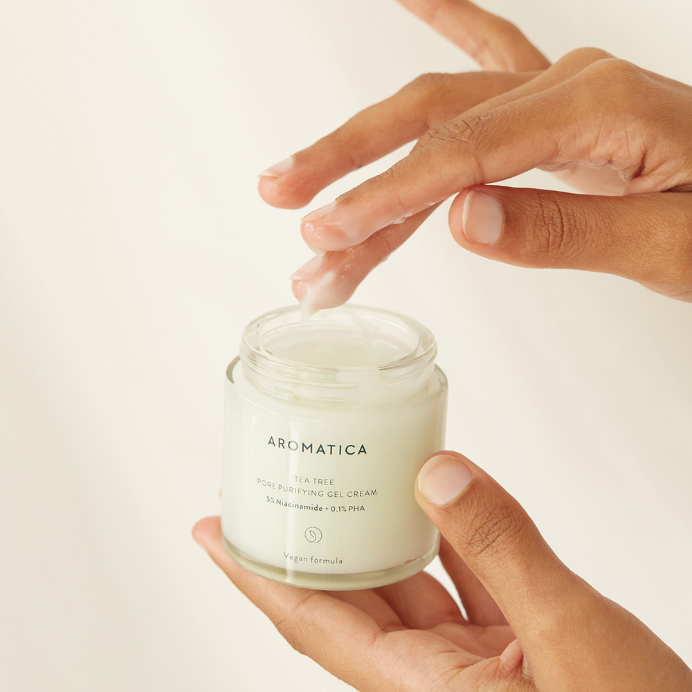 Aromatica Tea Tree Pore Purifying Gel Cream 5% Niacinamide + 0.1% PHA крем-гель для лица с чайным деревом для жирной и проблемной кожи