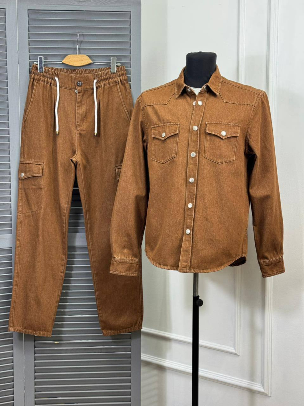 Джинсовый костюм Brunello Cucinelli