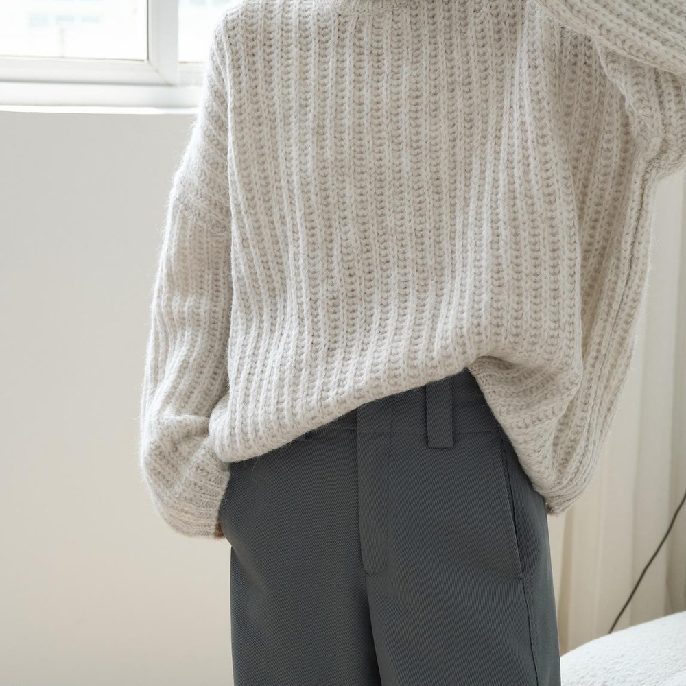 Свитер (кремово-белый)