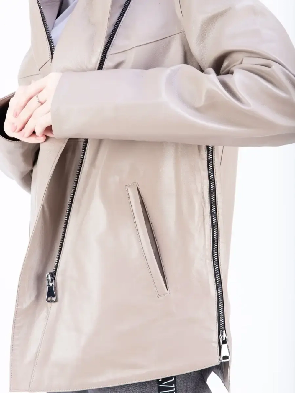 Куртка женская из натуральной кожи