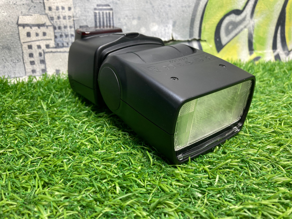 Canon Speedlite 430EX II