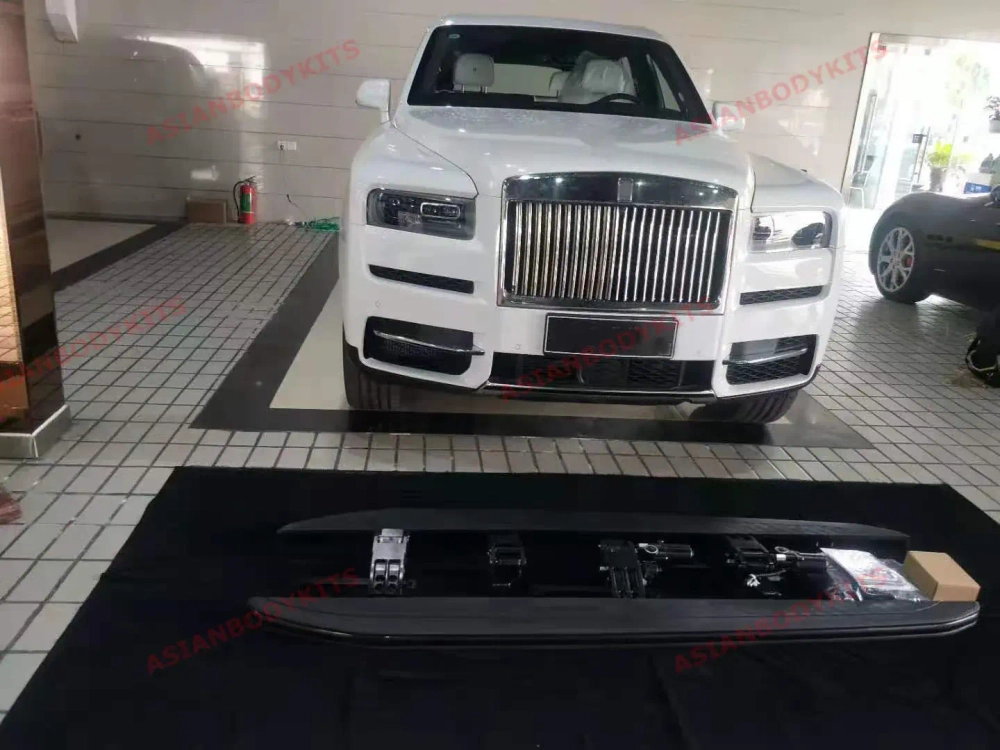 Новые парные электрические подножки для Rolls-Royce Cullinan 2019+ Ройс Куллинан