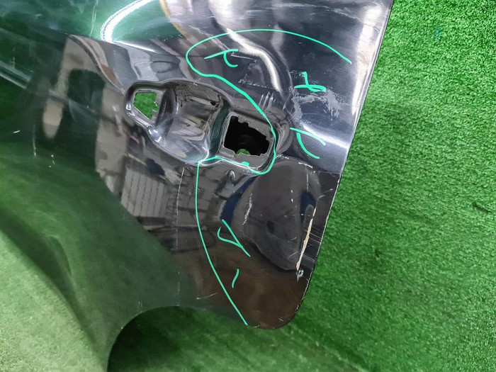 Дверь задняя левая Toyota Land Cruiser 200 (15-21)