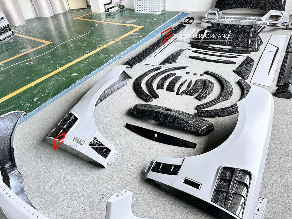 Обвес переделка для ROLLS-ROYCE CULLINAN СЕРИИ 1 2018 - 2025 в ROLLS-ROYCE CULLINAN СЕРИИ 2 РЕСТАЙЛИНГ Ролс Ройс Куллинан