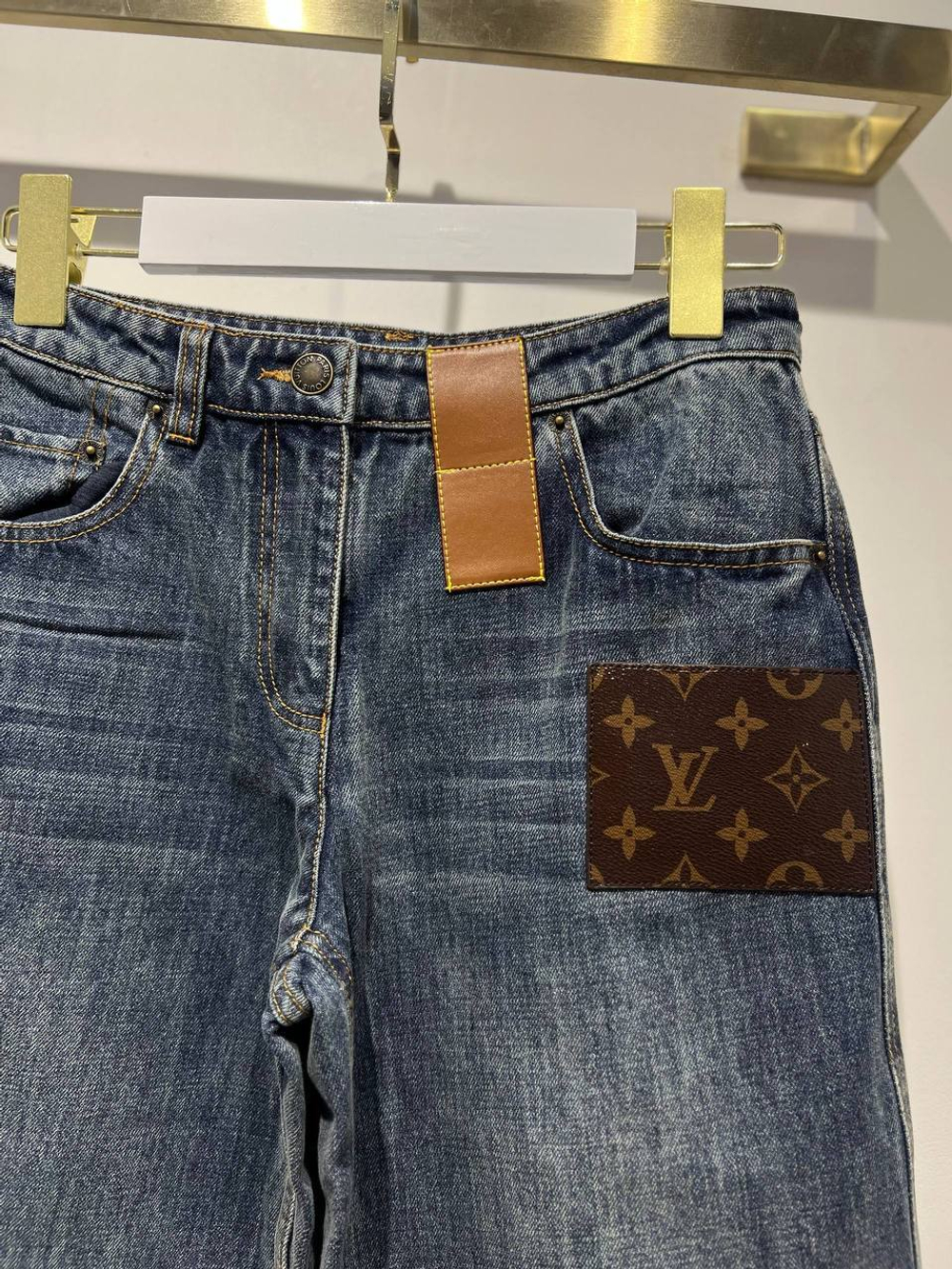 Джинсы Louis Vuitton