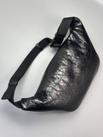 Сумка- слинг Balenciaga