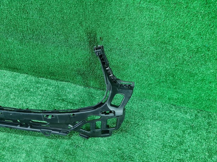 Кронштейн переднего бампера Mercedes GLC X253 (2019-2022) AMG