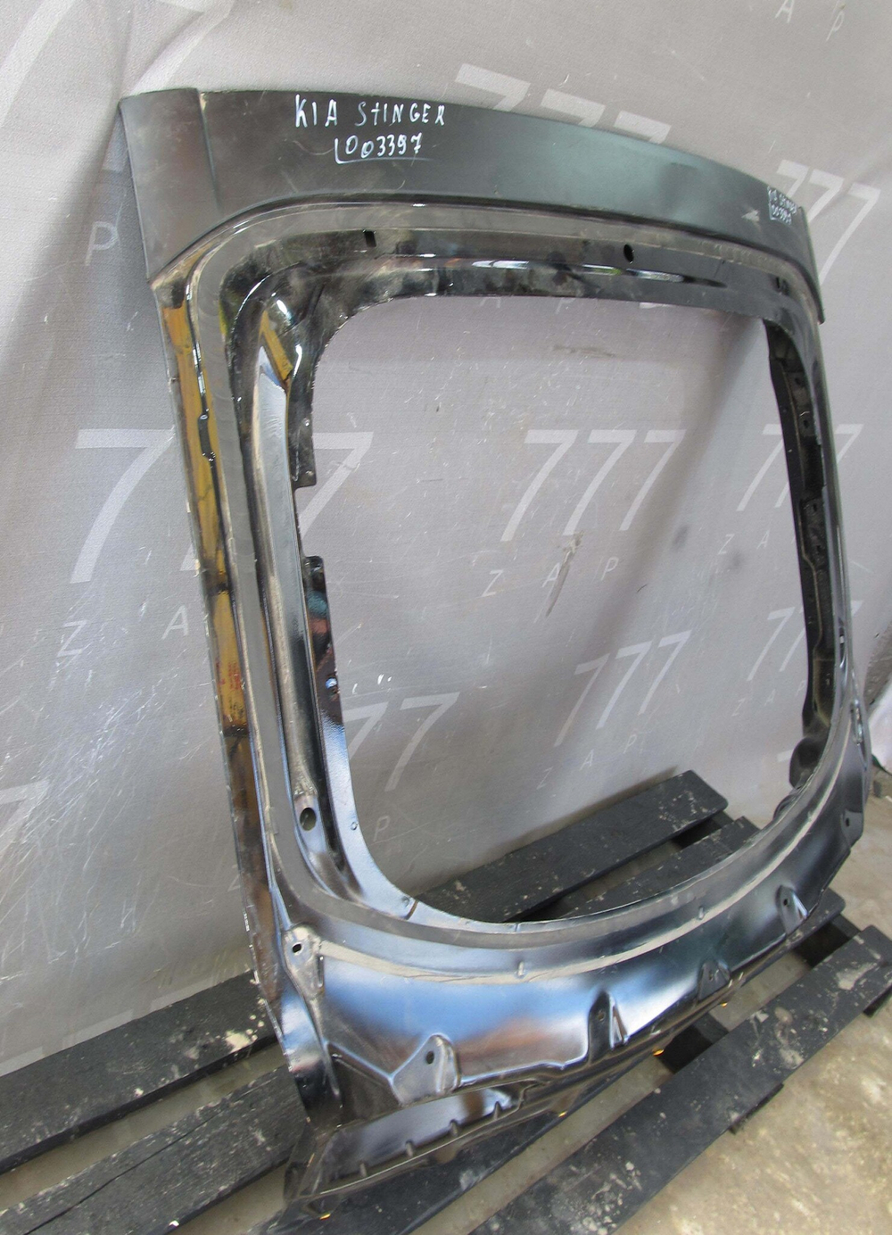 Крышка багажника Kia Stinger (CK) 17-21 Б/У Оригинал 73700J5010