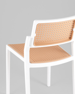 Стул пластиковый Milto белый