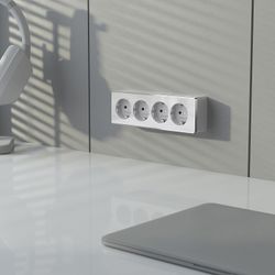 Розетка четверная с заземлением и со шторками Werkel Gallant W5072210