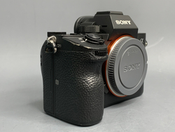 Sony A7 III 27.200 кадров