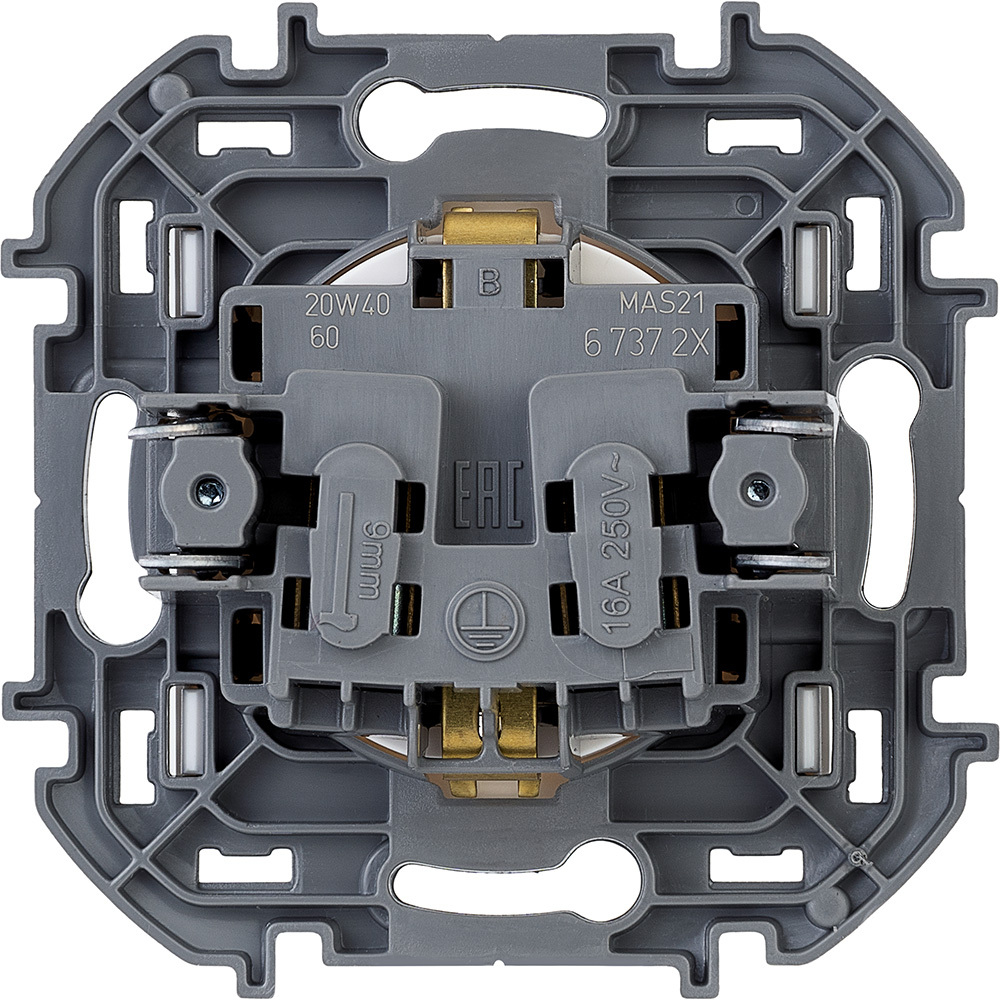 Розетка с заземлением без шторок 16А 250В белый Inspiria Legrand