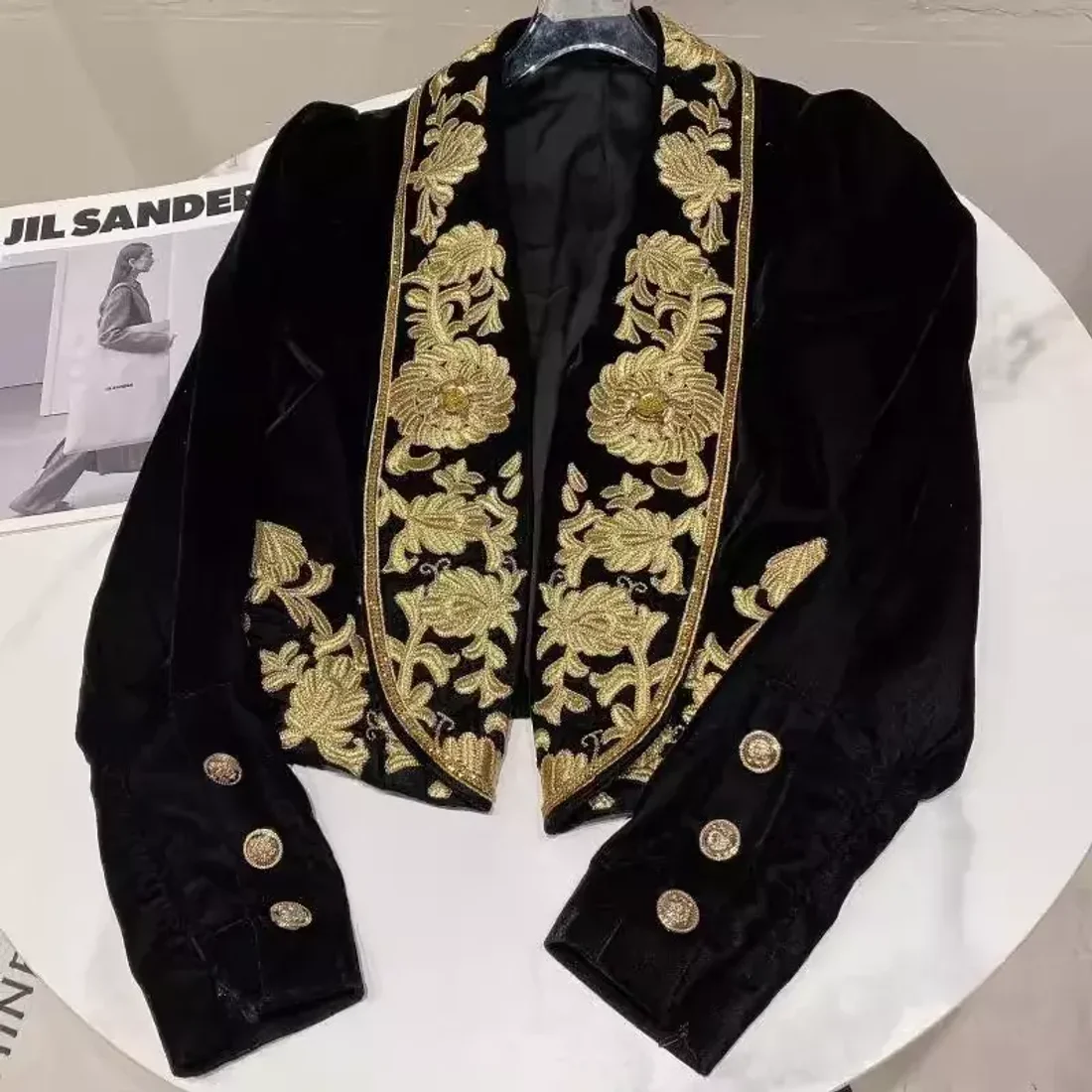 Бархатный женский жакет «BARHAD»
