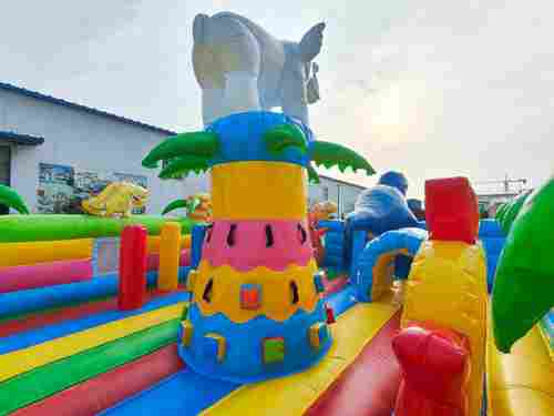 Коммерческий надувной батут «Хамелеон и динозавры Ультра» 12*6*6 м