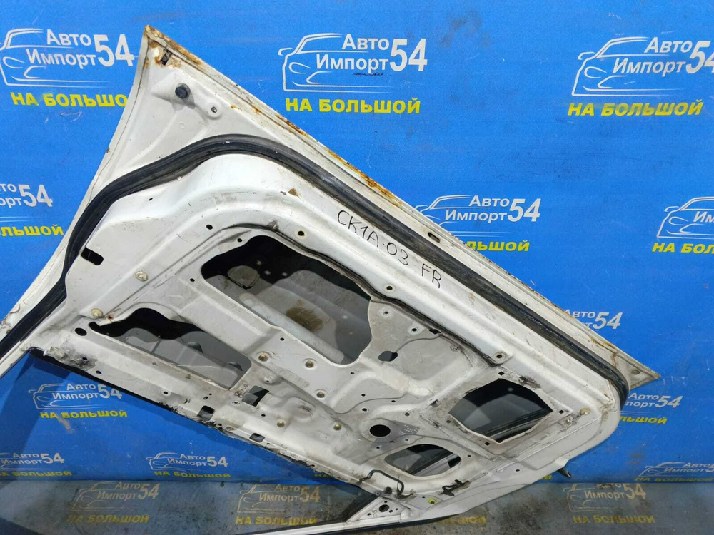 Дверь передняя правая MITSUBISHI LANCER 1998