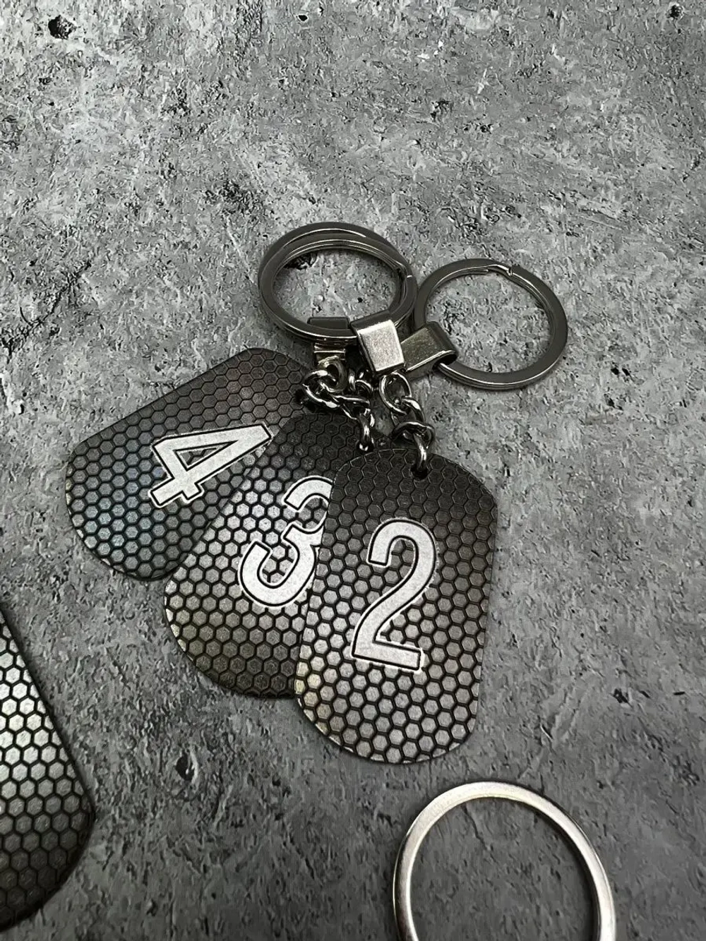 Номерки на ключи металлические