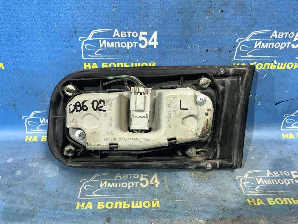 Вставка багажника левая Honda INTEGRA 1996