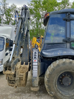 Bull 4SX Экскаватор-погрузчик 4SX-F (Дизельный, 4,8 л, 102 л.с., АТ)