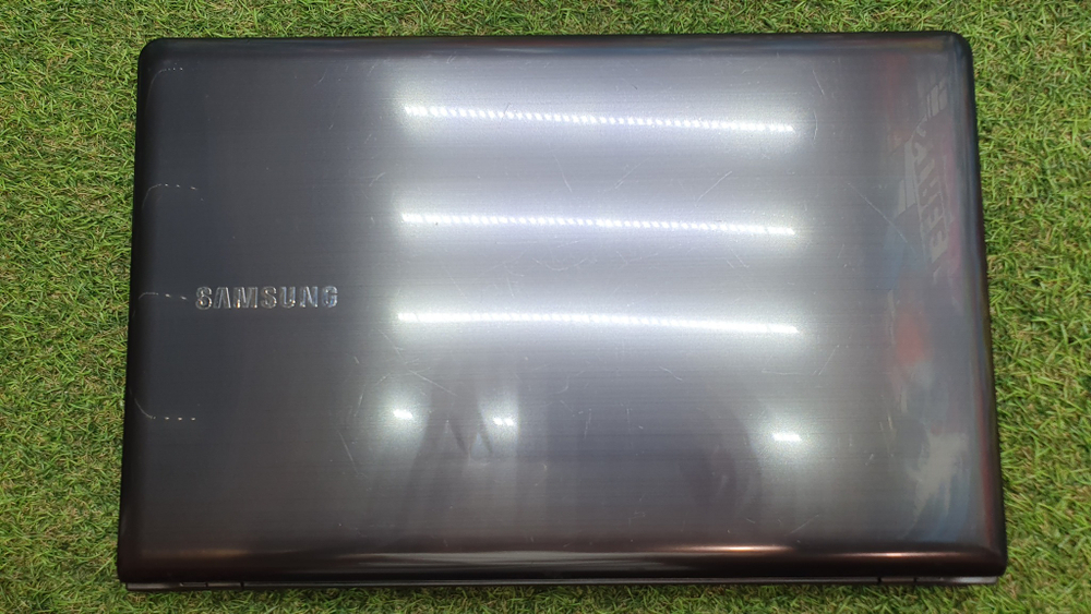 Ноутбук Samsung A6/6Gb