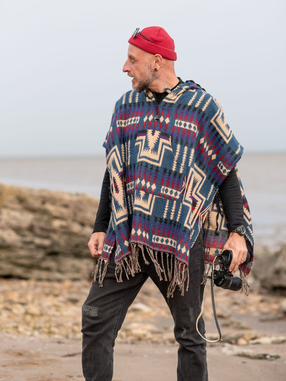 Пончо теплое с орнаментом Навахо